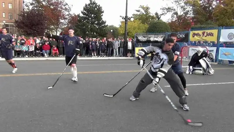 Street Hockey Action